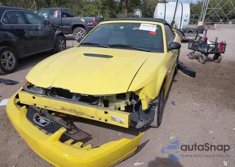 2002 Ford Mustang z USA, uszkodzony, nr VIN 1FAFP44412F232557